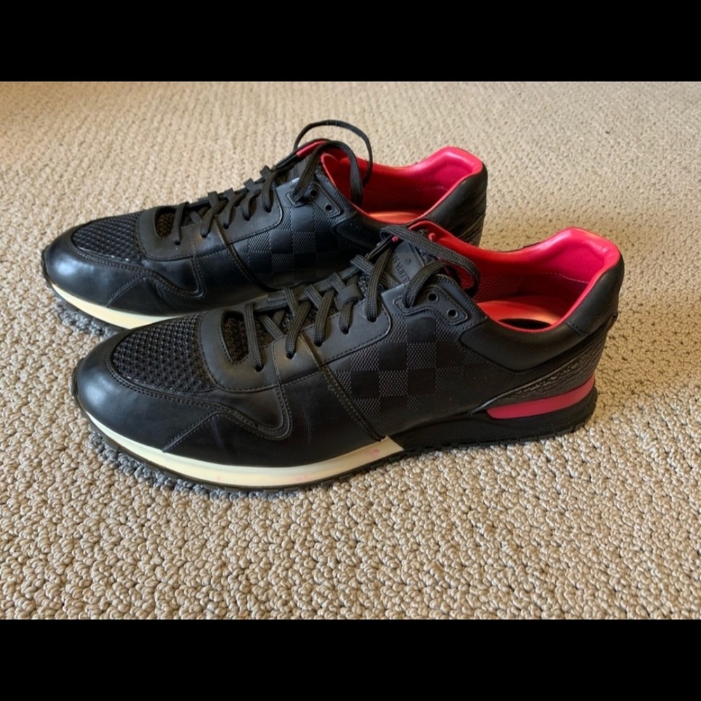 Louis Vuitton Men sneakers